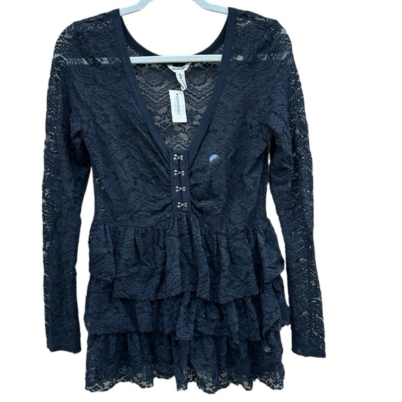 Bethany Mota Women’s Black Lace Ruffle Tiered Long Sleeves Top Size L - Picture 2 of 6